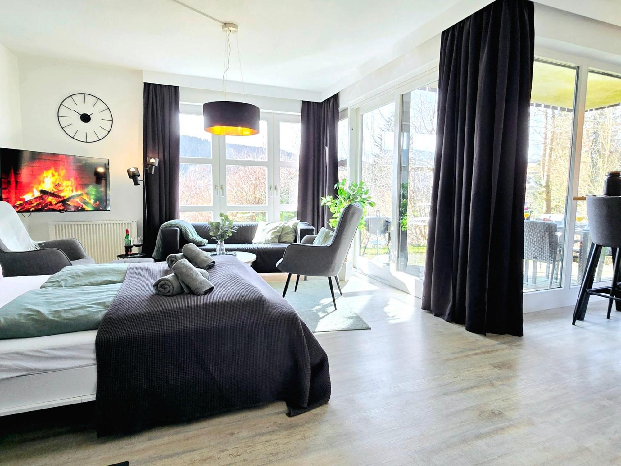 Ferienwohnung Fuchsbau Mit Kamin & Terrasse & Hunde Winterberg Bagian luar foto